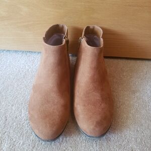 Kids Tan Suede Ankle Boots - Cat & Jack Size 4